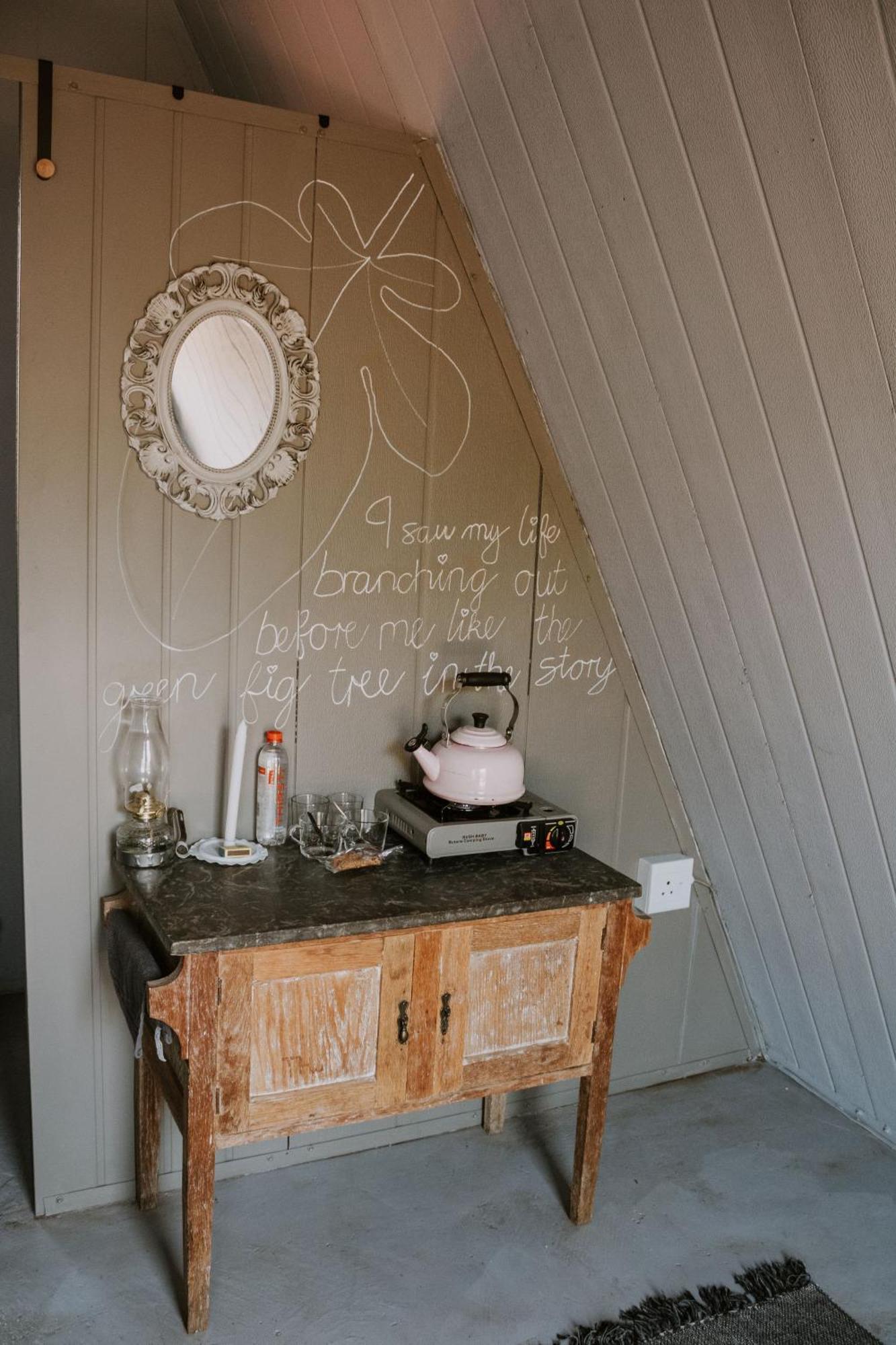 White Linen Guesthouse Tierpoort Eksteriør billede