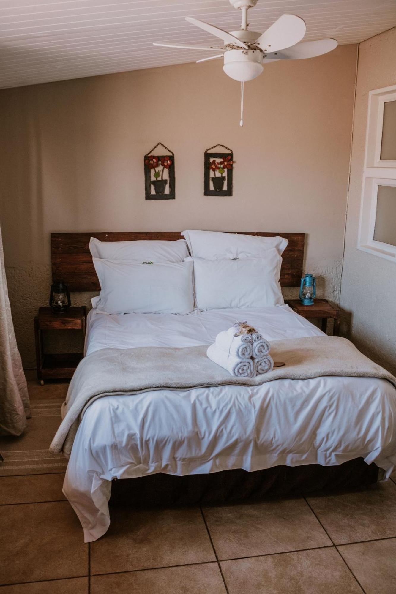 White Linen Guesthouse Tierpoort Eksteriør billede